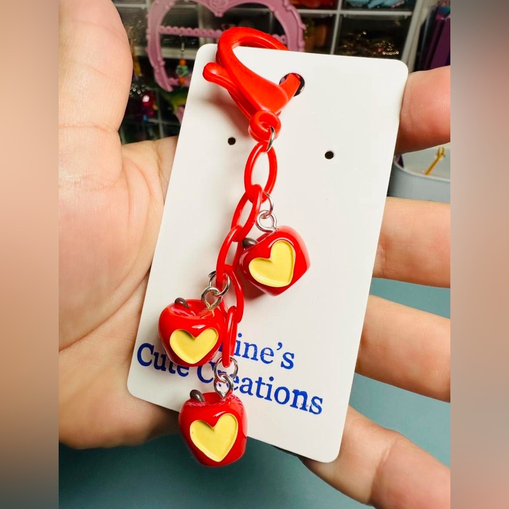 Apple keychain